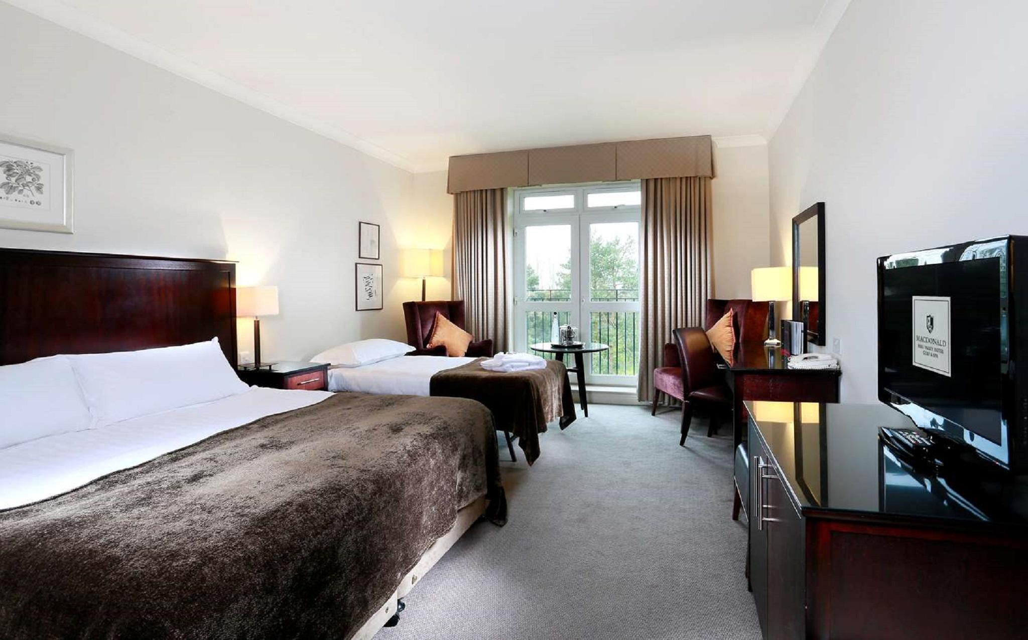 Macdonald Hill Valley Hotel, Spa & Golf Resort Whitchurch  Exterior photo