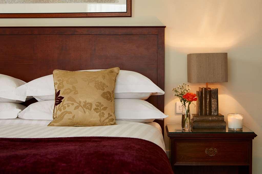 Macdonald Hill Valley Hotel, Spa & Golf Resort Whitchurch  Room photo