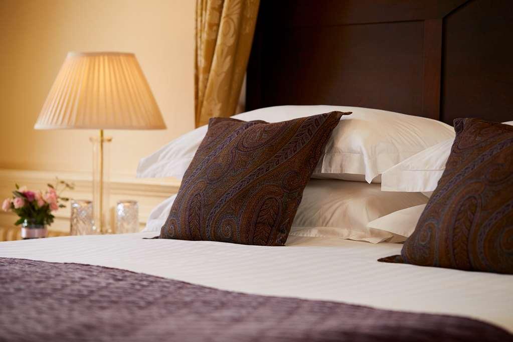 Macdonald Hill Valley Hotel, Spa & Golf Resort Whitchurch  Room photo