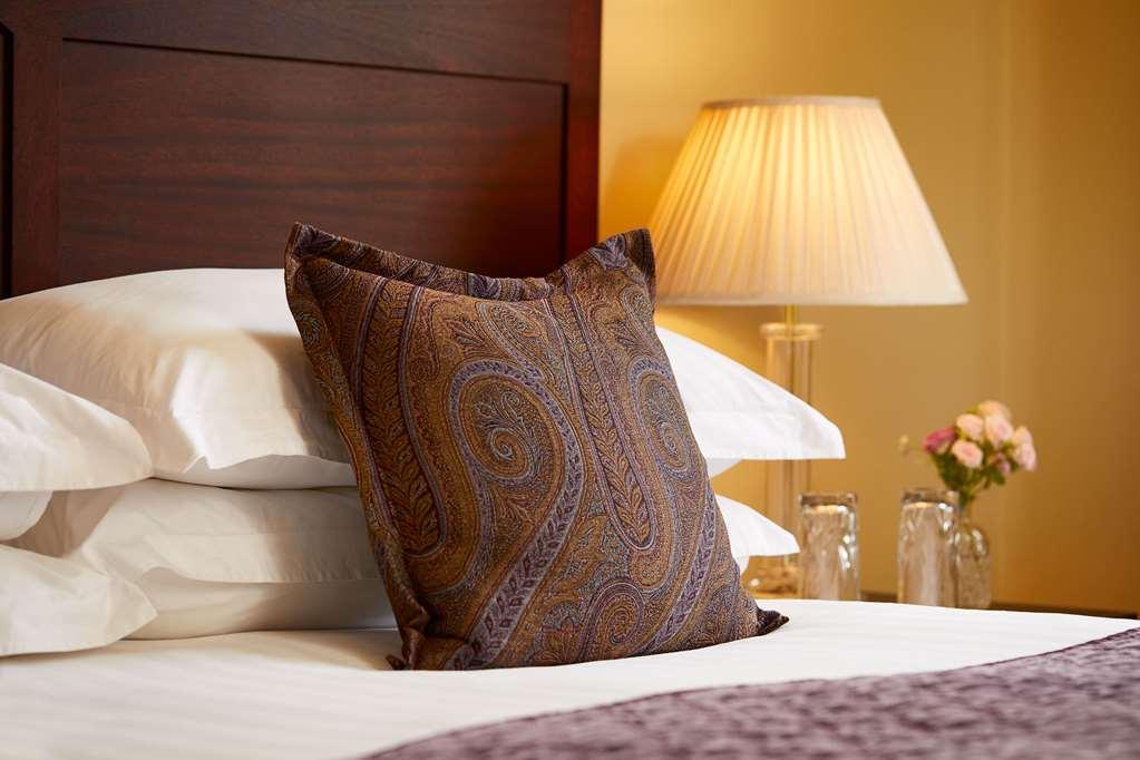 Macdonald Hill Valley Hotel, Spa & Golf Resort Whitchurch  Room photo